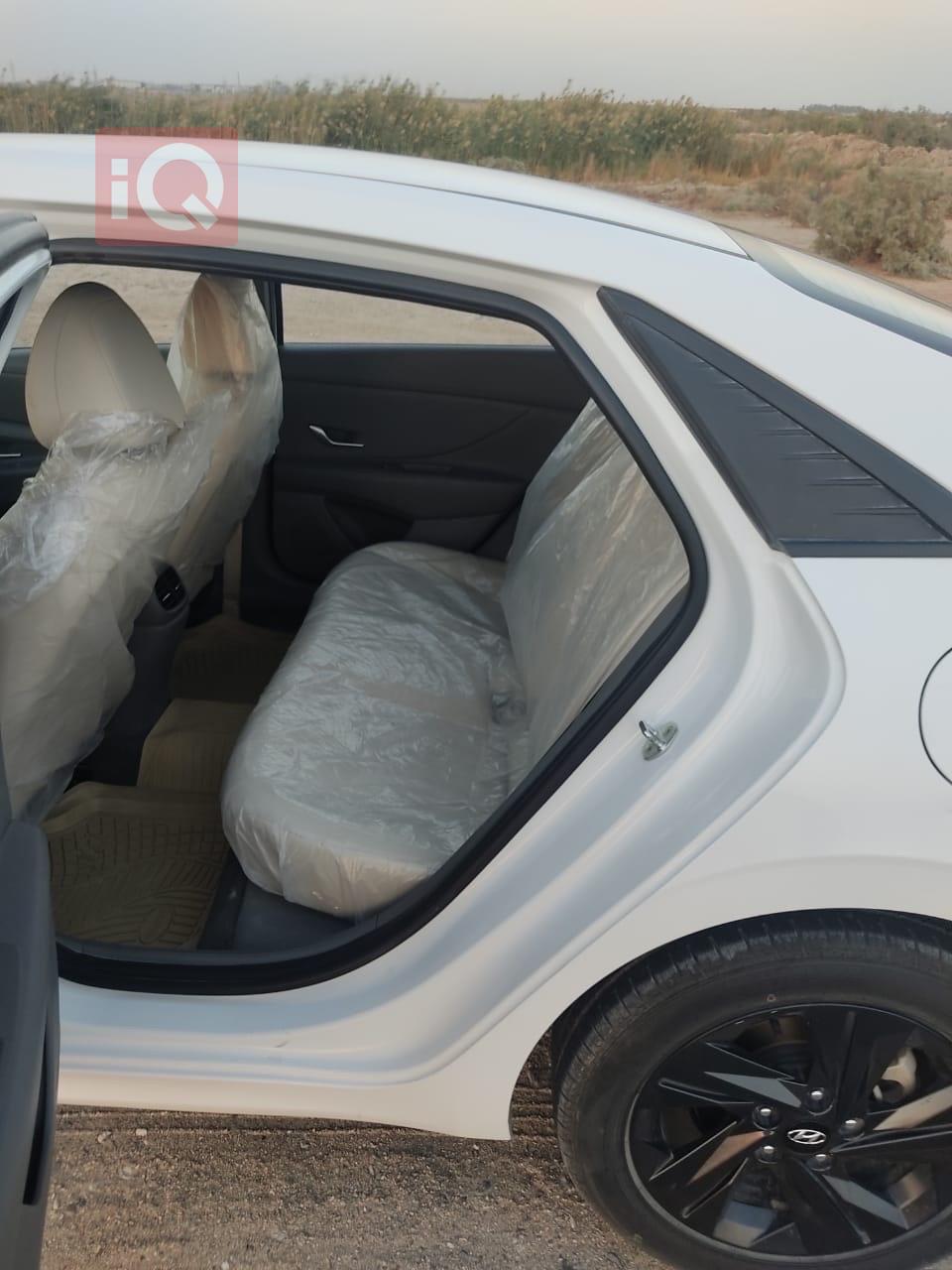 هیوندای ئەلەنترا